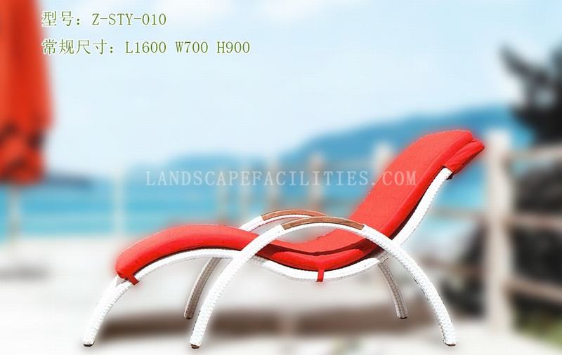 How do Chaise longues impact resort budgets?(pic1)