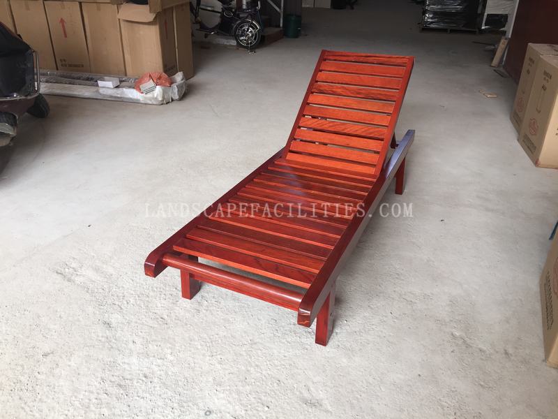 Are Chaise longues used in A