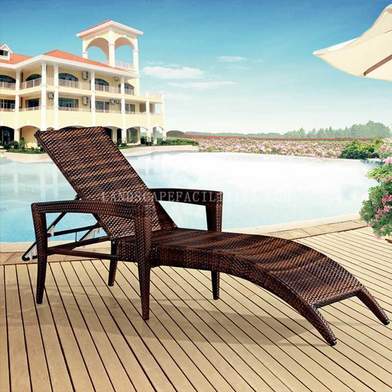 Are rattan beach chairs suit