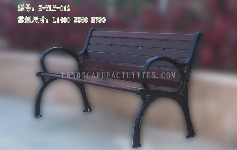 How do Outdoor Park benches handle prolonged exposure to moisture?(pic1)