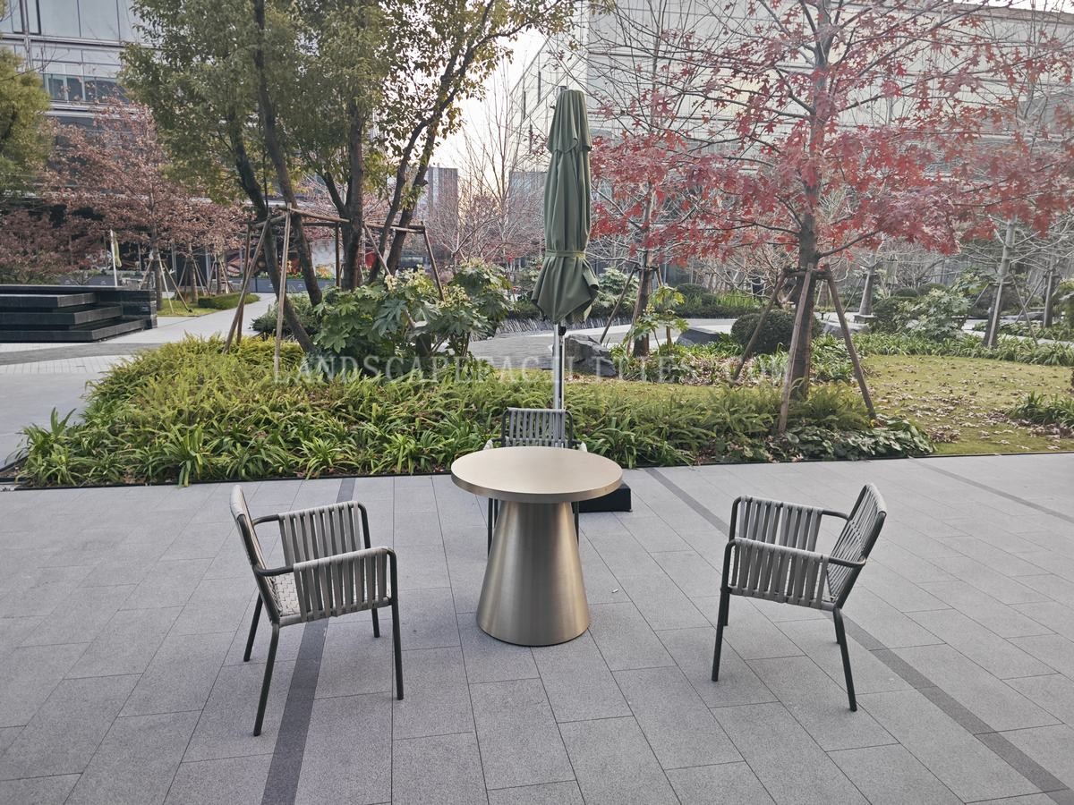 Can stainless steel outdoor furniture be painted?(pic1)