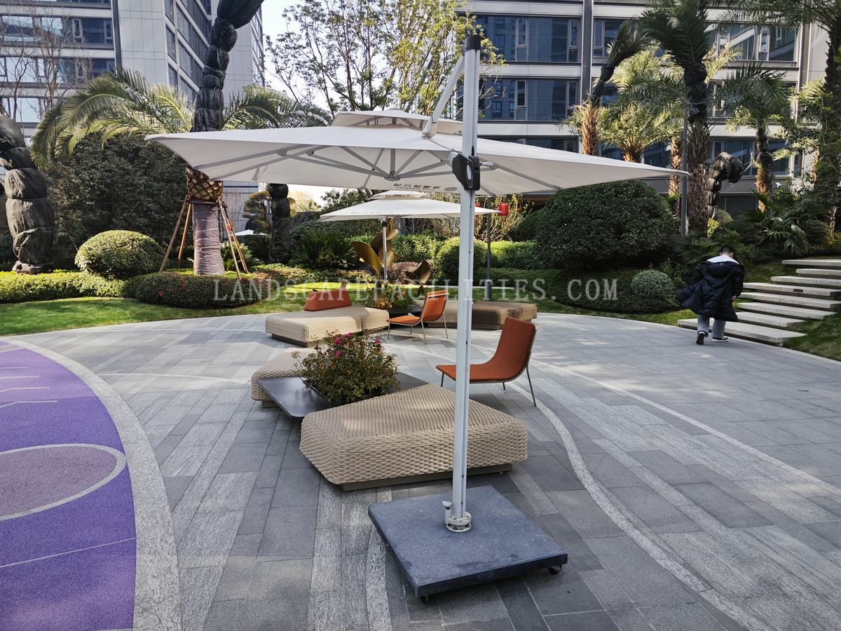 What are the limitations of customizing stainless steel outdoor furniture?(pic1)