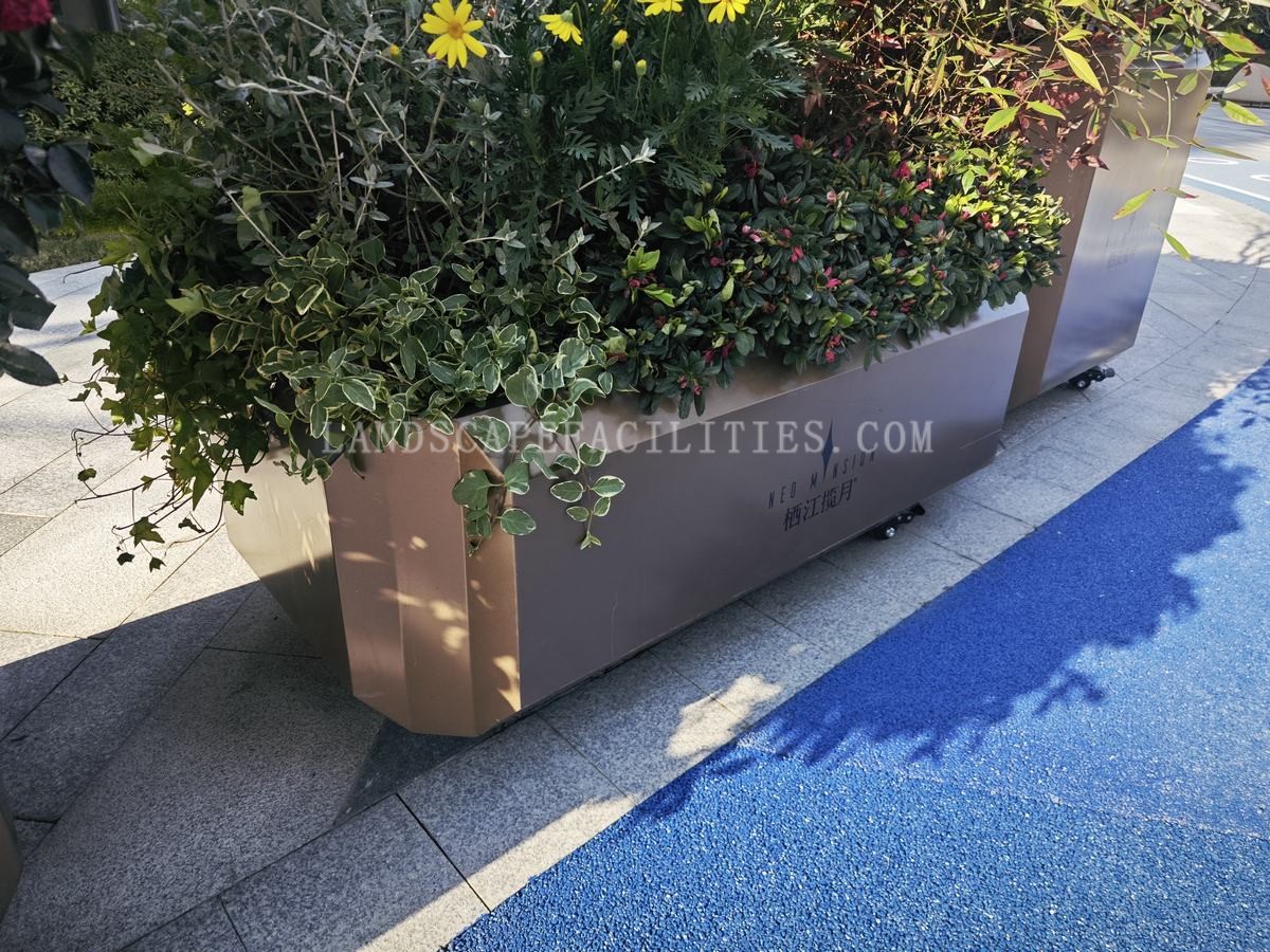 What are the best materials for portable flower boxes?(pic1)