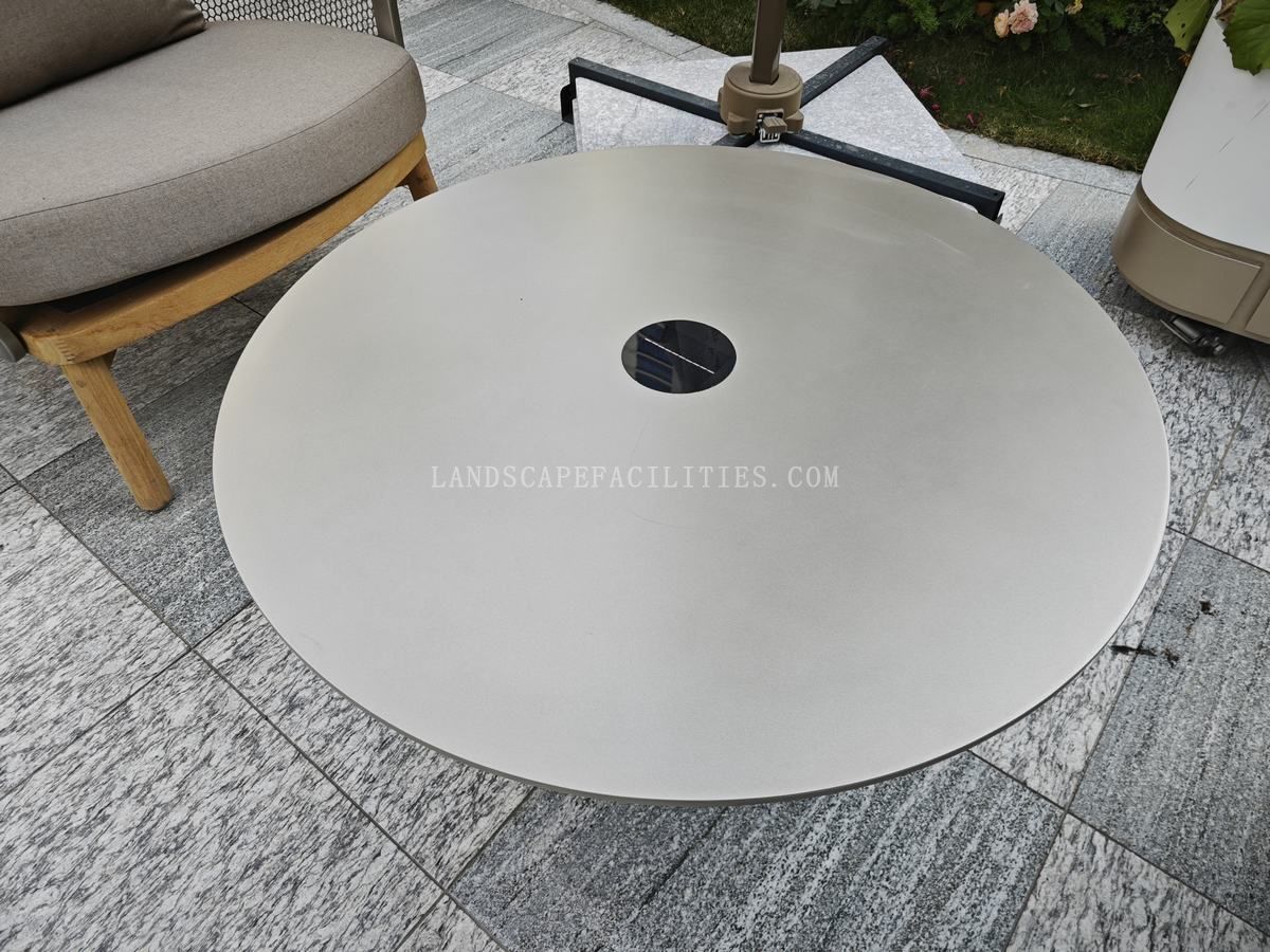 Outdoor stainless steel tabl